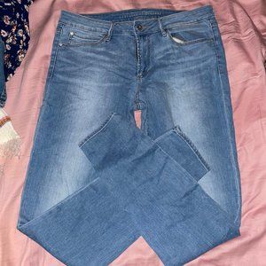 ARTICLE OF SOCIETY JEANS